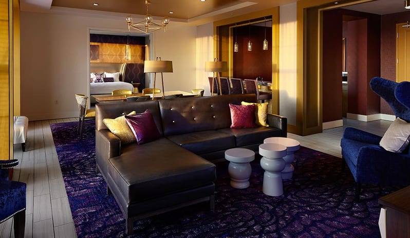 The Guest House at Graceland - Kings Suite Living room